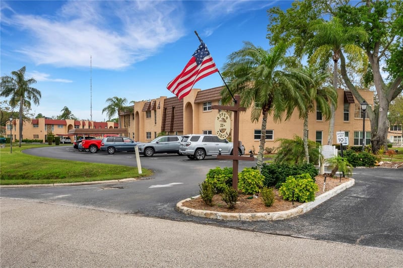 121 Aspen Cir #121, Seminole, FL 33777