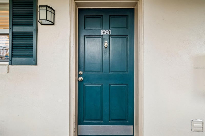 10387 Carrollwood Ln #303, Tampa, FL 33618