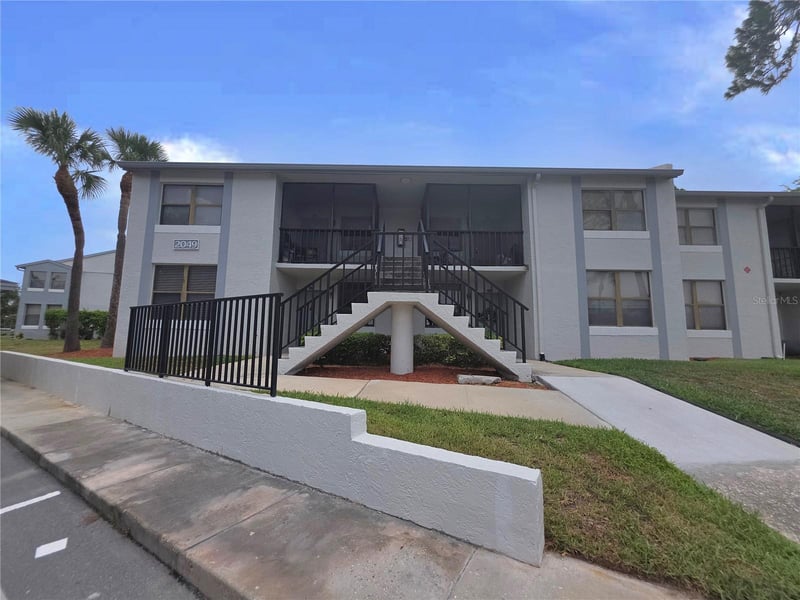 2049 Skimmer Ct #311, Clearwater, FL 33762