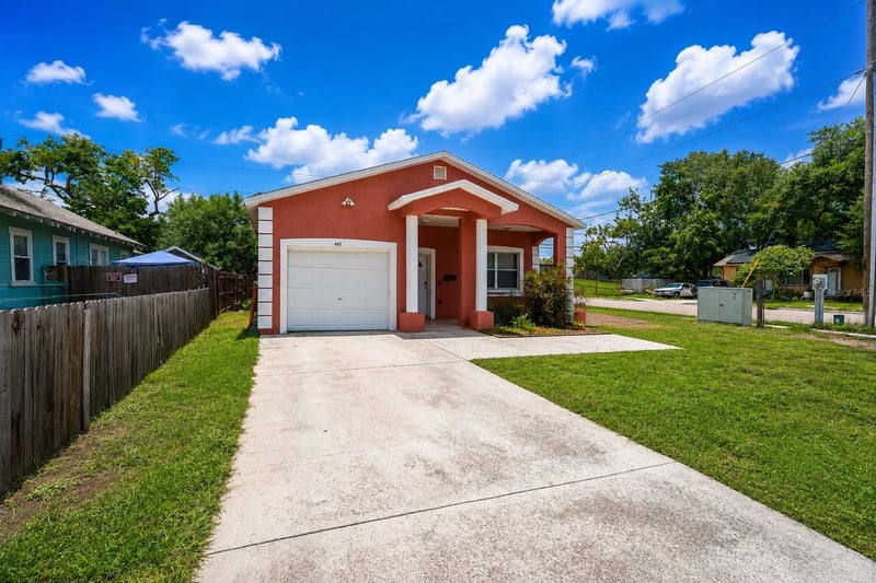 1440 Prescott St, St Petersburg, FL 33712