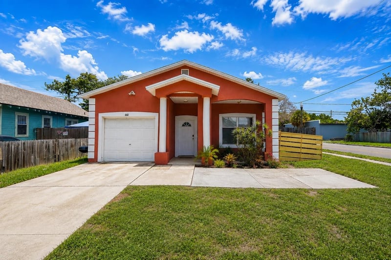 1440 Prescott St, St Petersburg, FL 33712