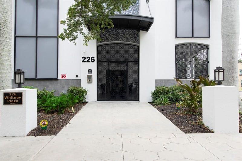 226 5th Ave #M02, St Petersburg, FL 33701