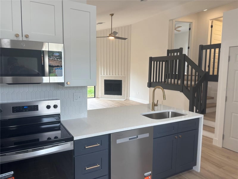 1107 Goshen Rd, Tarpon Springs, FL 34689
