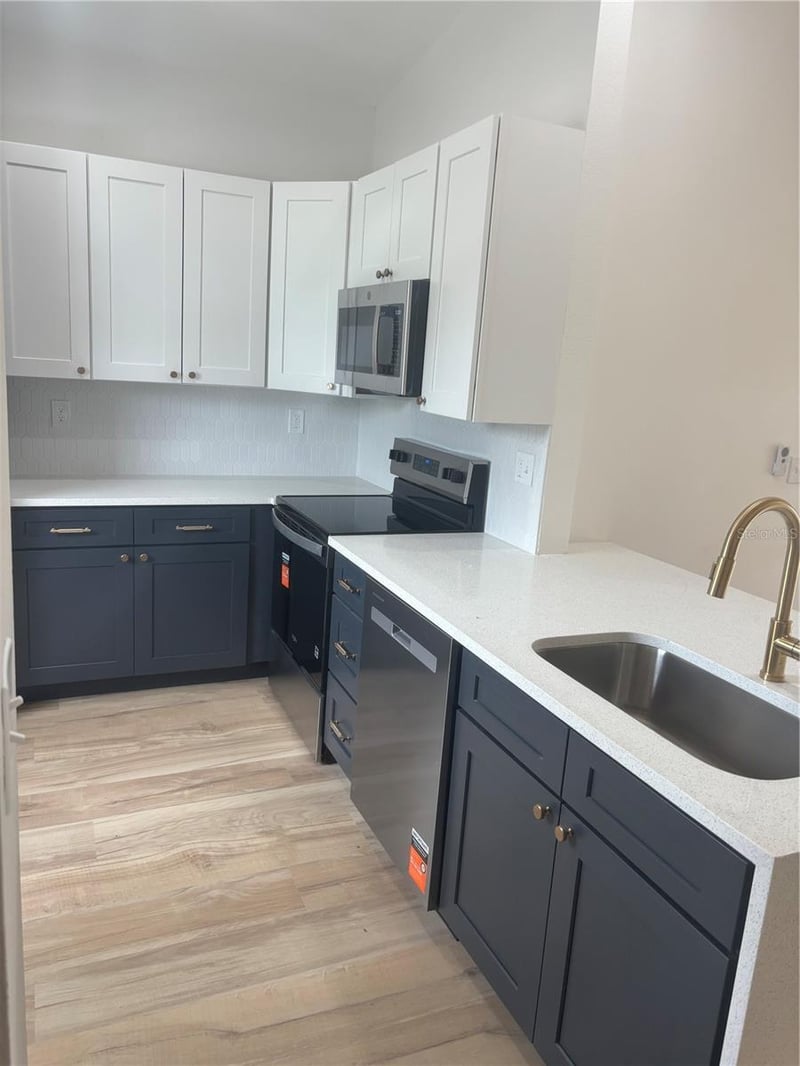1107 Goshen Rd, Tarpon Springs, FL 34689