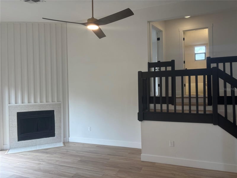 1107 Goshen Rd, Tarpon Springs, FL 34689