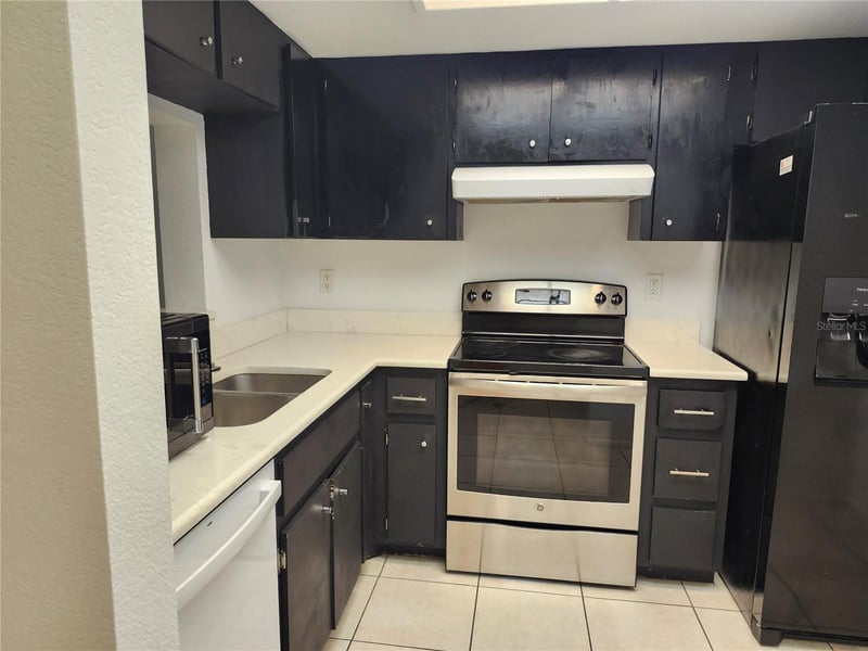 2808 60th Ave #302, Bradenton, FL 34207