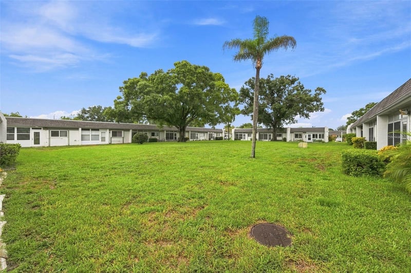 4651 Lake Villa Dr, Clearwater, FL 33762