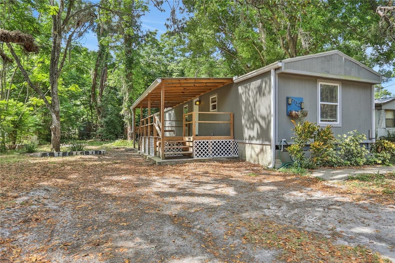 9132 Mango St, New Port Richey, FL 34654