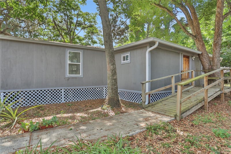 9132 Mango St, New Port Richey, FL 34654