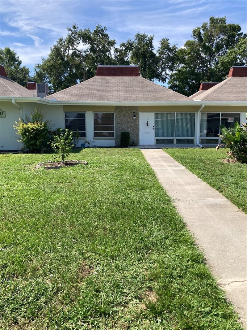 4313 Tahitian Gardens Cir #B, Holiday, FL 34691