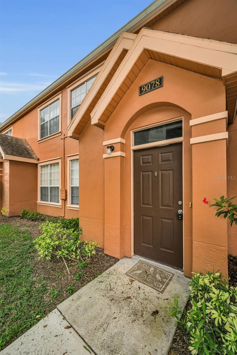 9078 Lake Chase Island Way #9078, Tampa, FL 33626