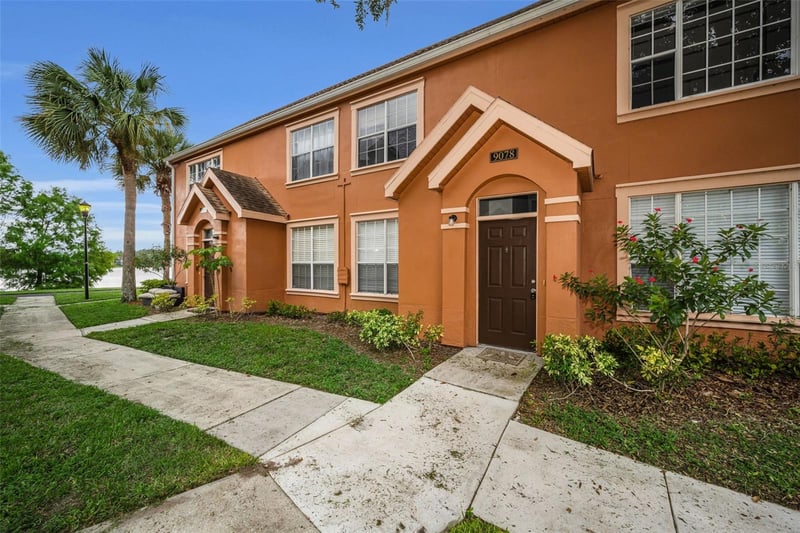 9078 Lake Chase Island Way #9078, Tampa, FL 33626