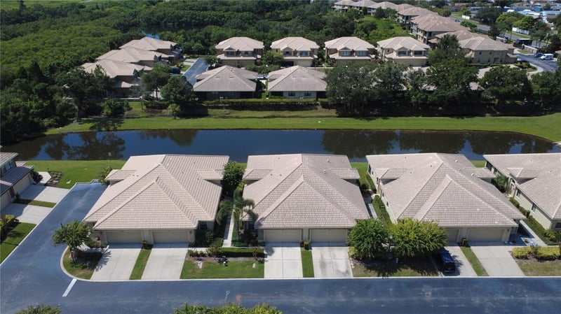 8218 Caponata Blvd, Seminole, FL 33777