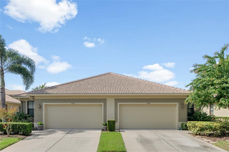 8218 Caponata Blvd, Seminole, FL 33777