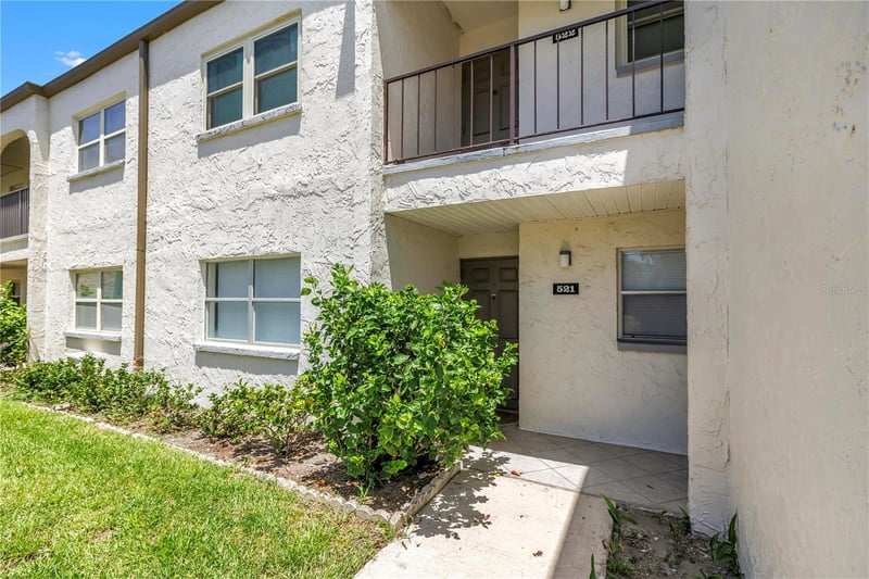 7701 Starkey Rd #521, Seminole, FL 33777