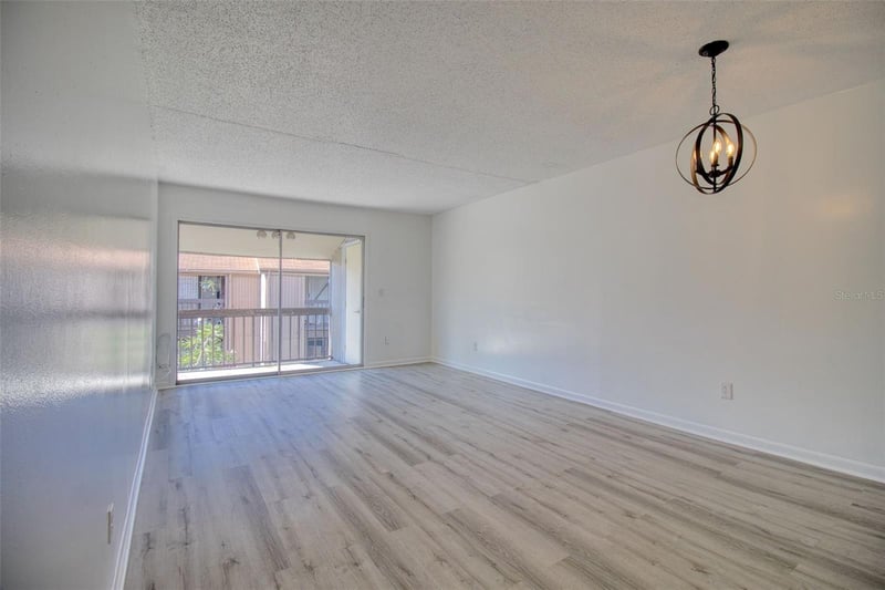 6334 Newtown Cir #34B4, Tampa, FL 33615