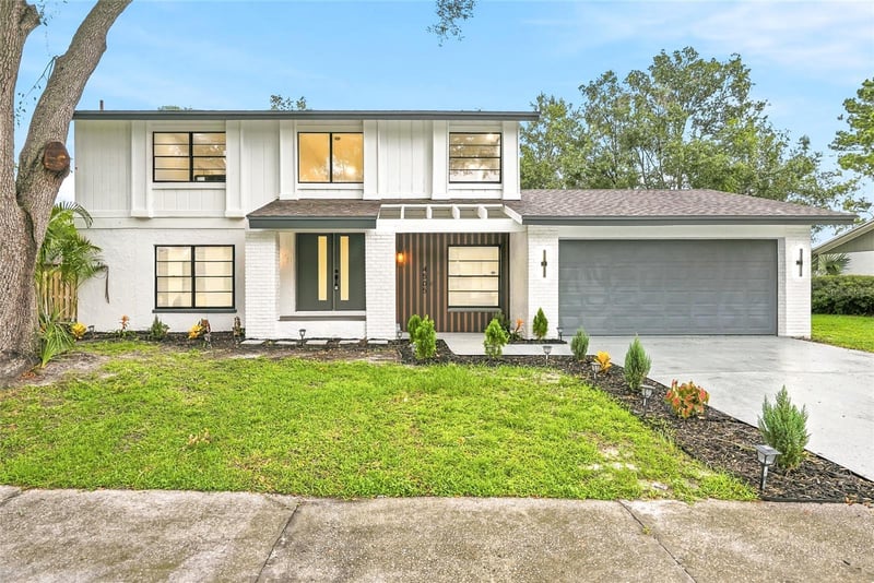 4505 Whitworth Ln, Tampa, FL 33624