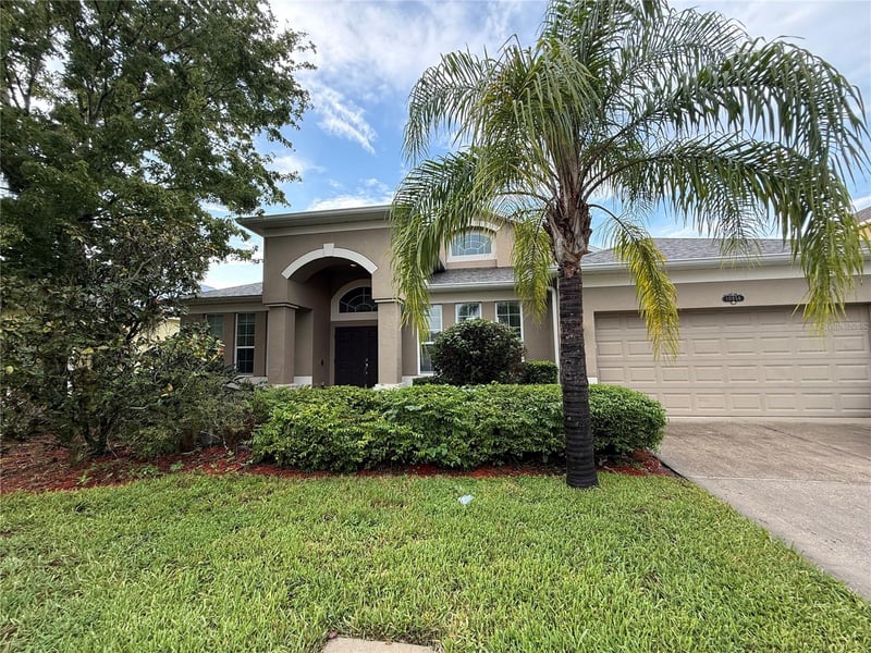 10856 Breaking Rocks Dr, Tampa, FL 33647