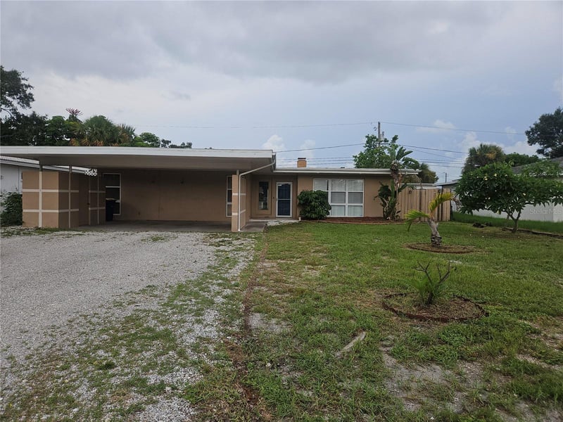 1820 Lombardy Dr, Clearwater, FL 33755