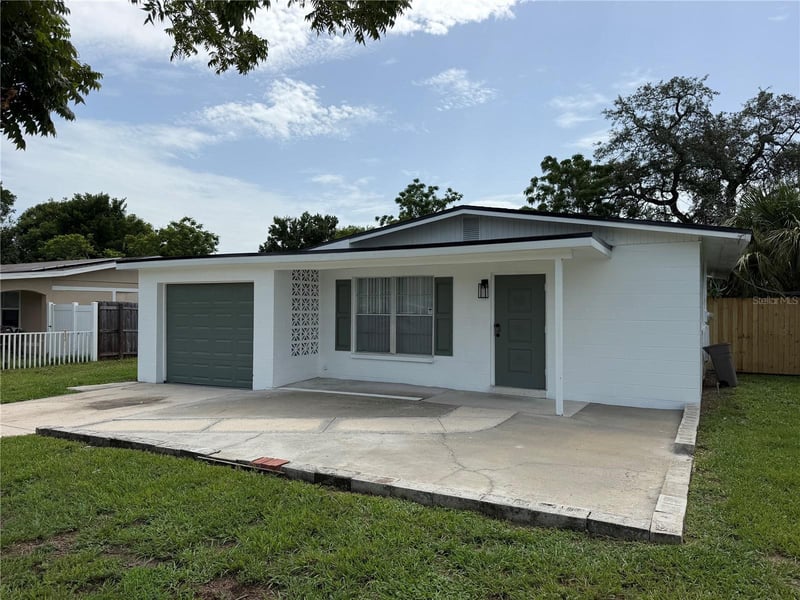 10909 14th St, Tampa, FL 33612