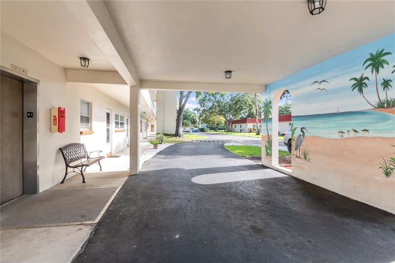 5880 38th Ave #109, St Petersburg, FL 33710