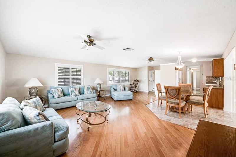 1924 North St, Tampa, FL 33604