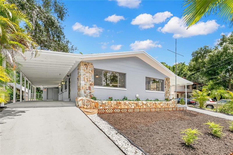 1435 Wegmann Dr, Tarpon Springs, FL 34689