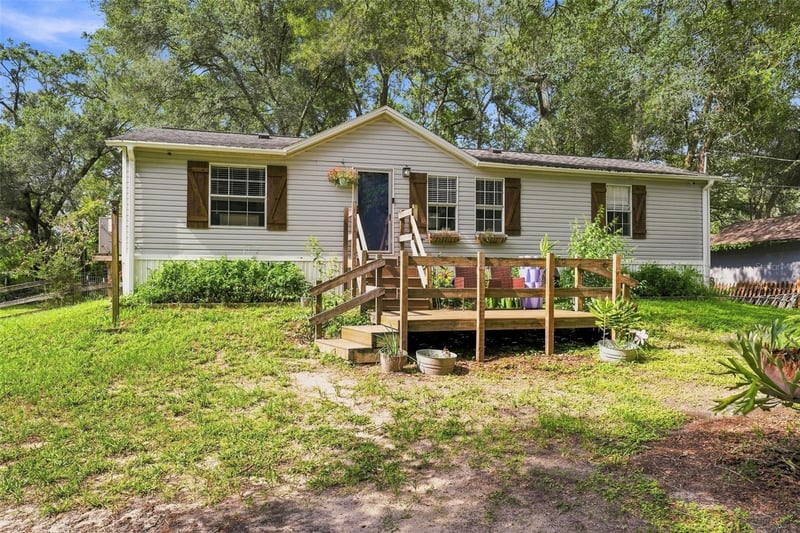 18051 Porsche Pl, Spring Hill, FL 34610