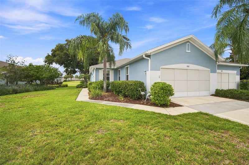 2102 Acadia Greens Dr #2102, Sun City Center, FL 33573