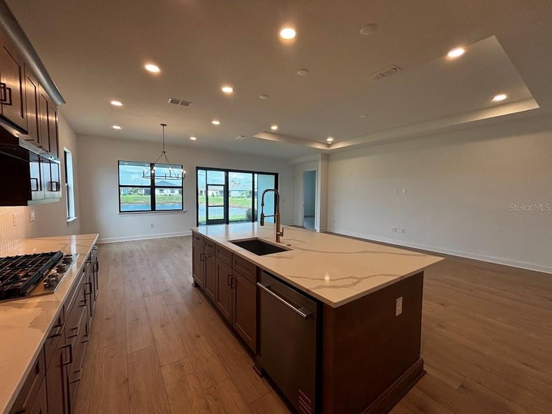 , Apollo Beach, FL 33572