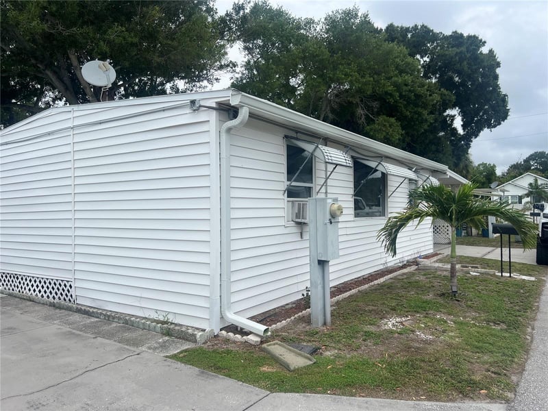 4772 67th Way #51, St Petersburg, FL 33709
