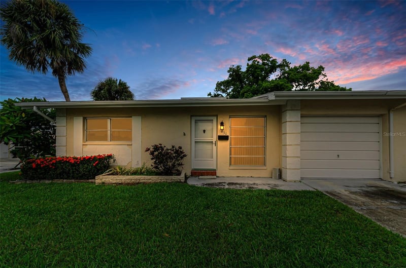 830 Cambridge Ct, Dunedin, FL 34698