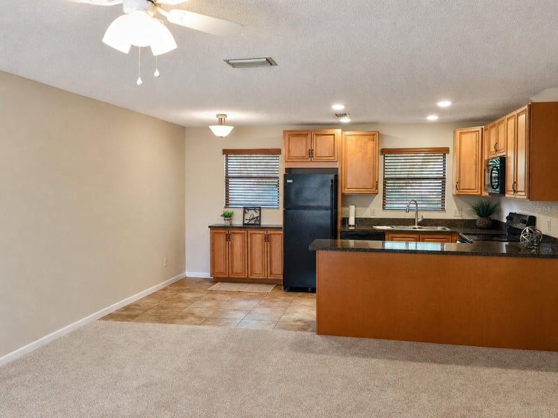 4933 91st Ave #39, Pinellas Park, FL 33782