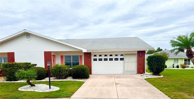 416 Pebble Beach Blvd, Sun City Center, FL 33573