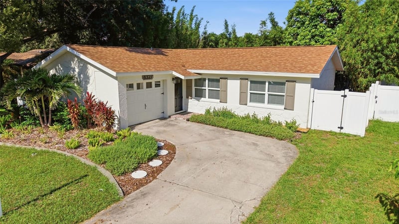 8327 Jennifer Ln, Seminole, FL 33777
