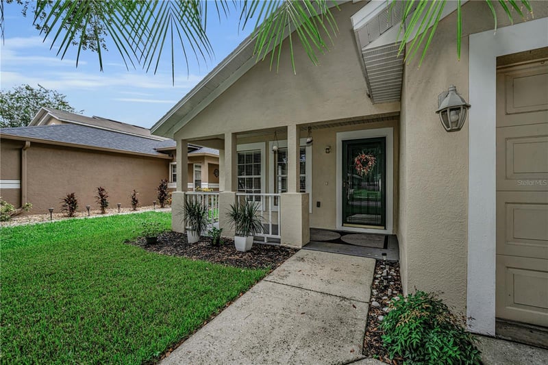 5229 Mango Fruit St, Seffner, FL 33584