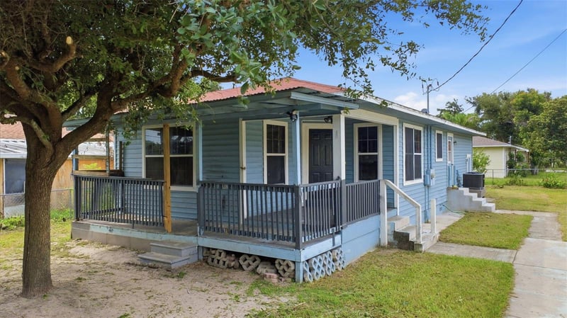 38407 Lowell Harris Way, Dade City, FL 33525