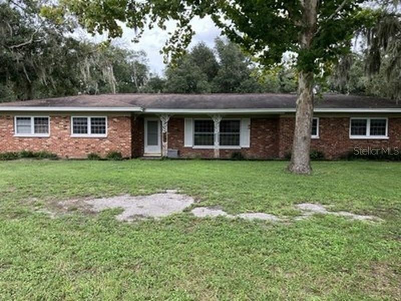 3425 Holland Dr, Brandon, FL 33511