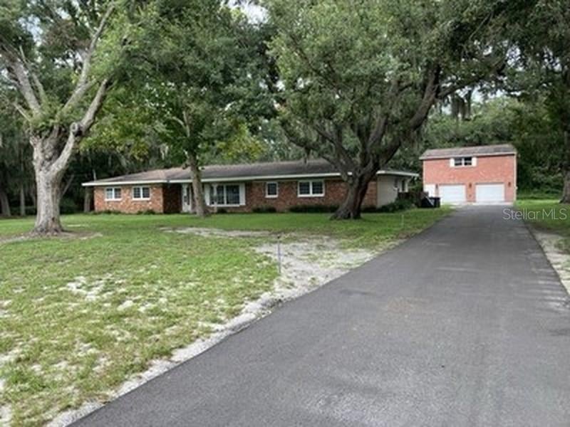 3425 Holland Dr, Brandon, FL 33511