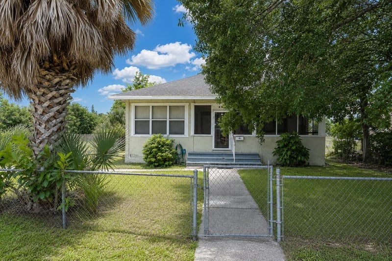 1944 12th Ave, St Petersburg, FL 33712