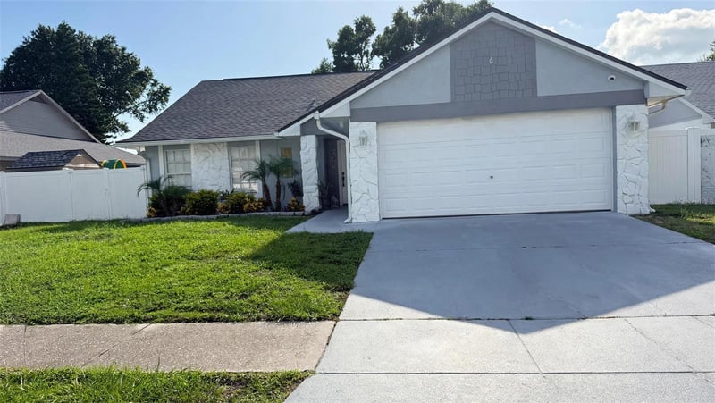 7102 Hollowell Dr, Tampa, FL 33634
