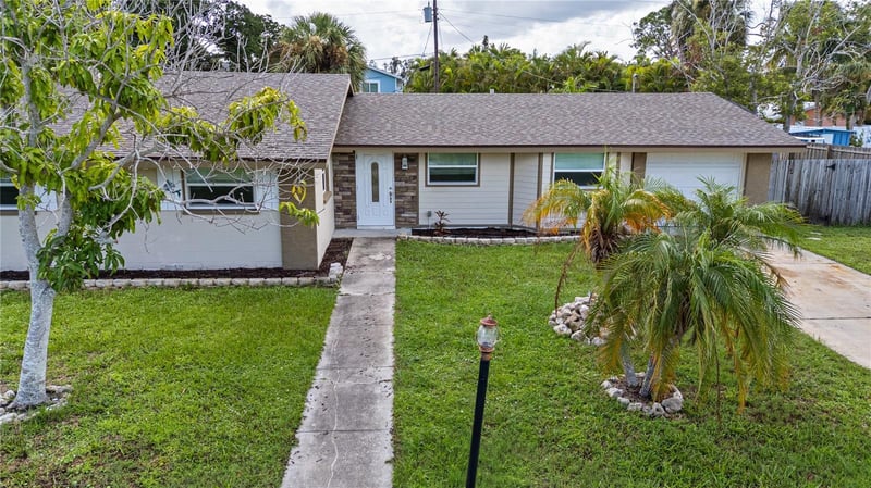 3831 118th St, Bradenton, FL 34210