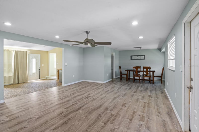 3831 118th St, Bradenton, FL 34210