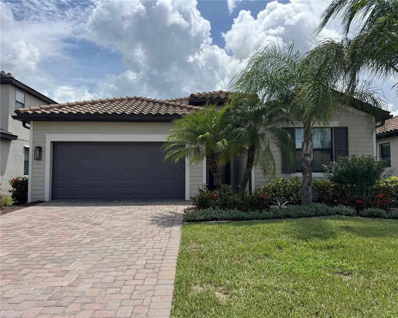 621 Fire Bush Ct, Bradenton, FL 34212