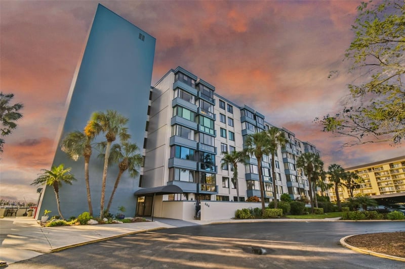 644 Island Way #603, Clearwater Beach, FL 33767