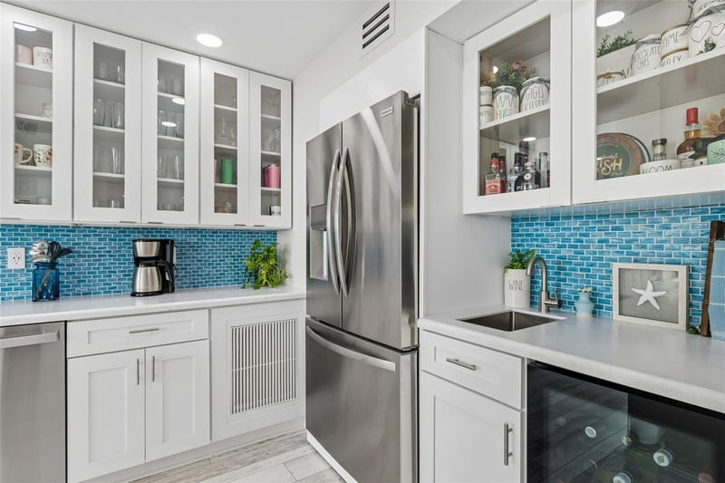644 Island Way #603, Clearwater Beach, FL 33767