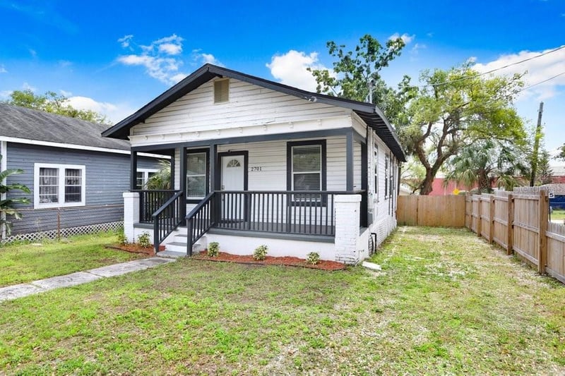 2701 Columbus Dr, Tampa, FL 33605
