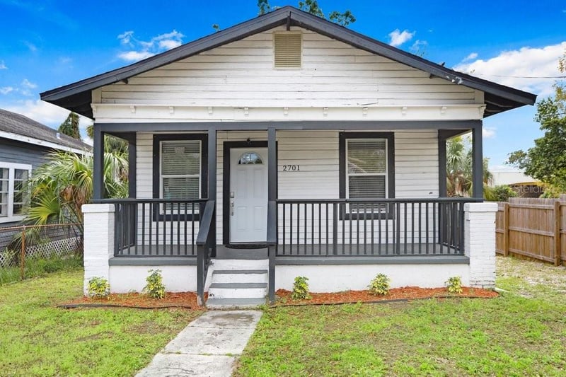 2701 Columbus Dr, Tampa, FL 33605