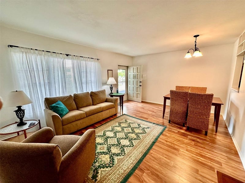 2100 World Parkway Blvd #50, Clearwater, FL 33763
