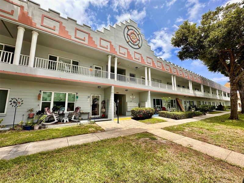 2100 World Parkway Blvd #50, Clearwater, FL 33763